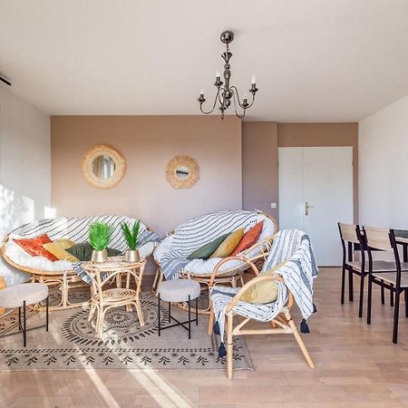 Luxe Flat For 7 - Fairytale Factory Apartment Bussy-Saint-Georges Luaran gambar