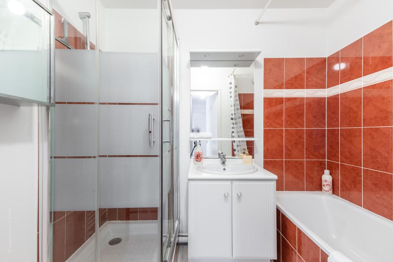 Luxe Flat For 7 - Fairytale Factory Apartment Bussy-Saint-Georges Luaran gambar
